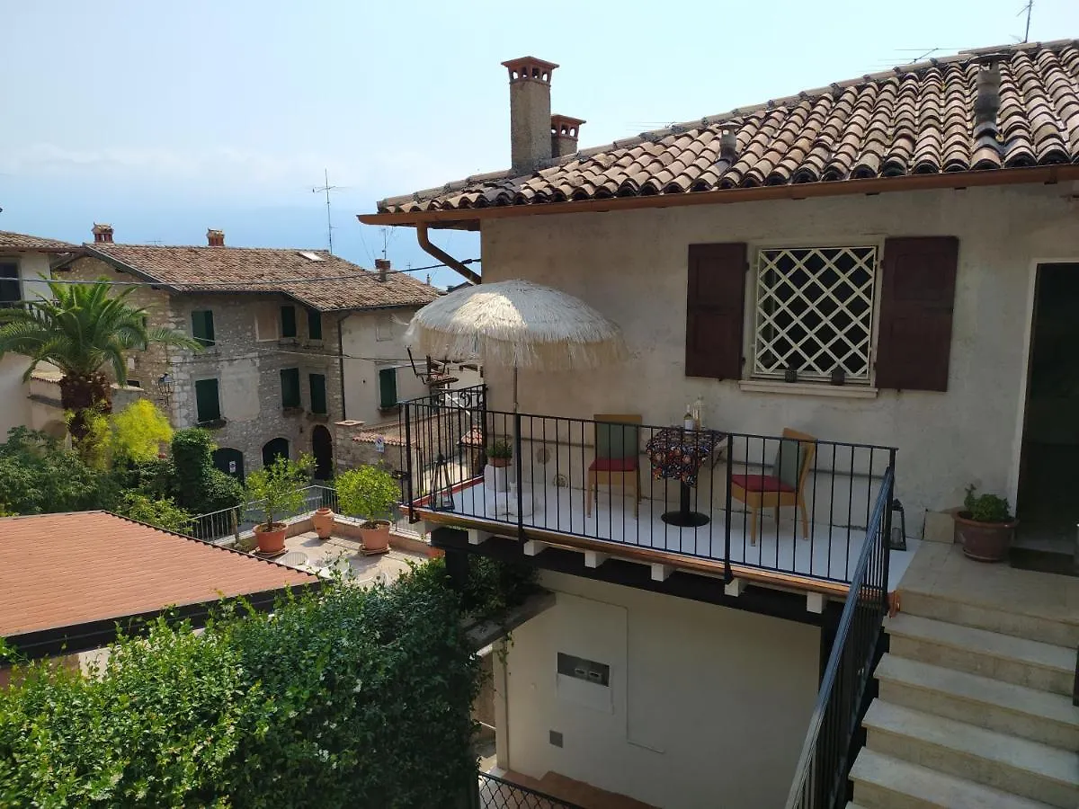 Ca Del Borgo Historic Village Apartment
